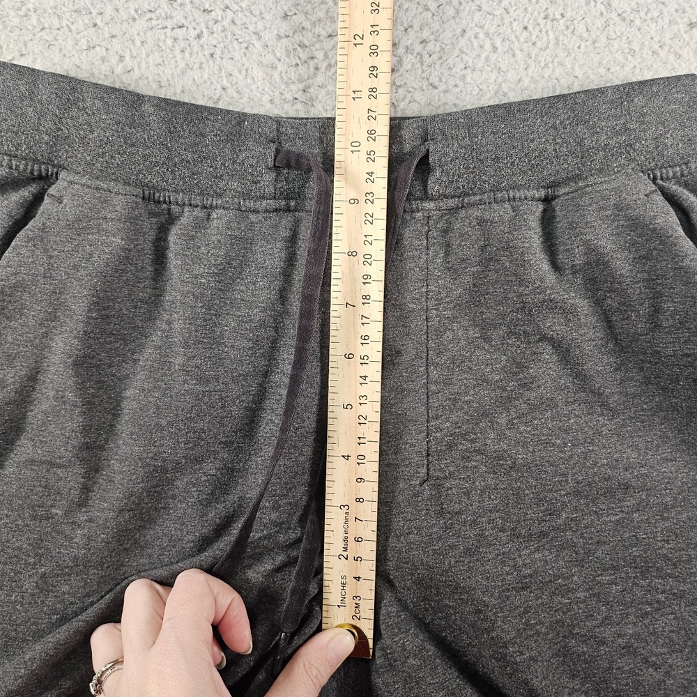 Lululemon Gray City Sweat Shorts Mens M Drawstring Pull On Zip Pockets Logo Gym - Picture 10 of 12